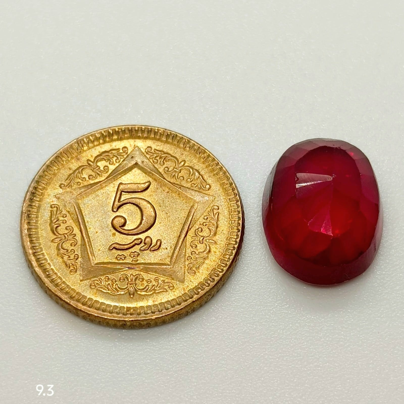 9.3ct Garnet - Image 2