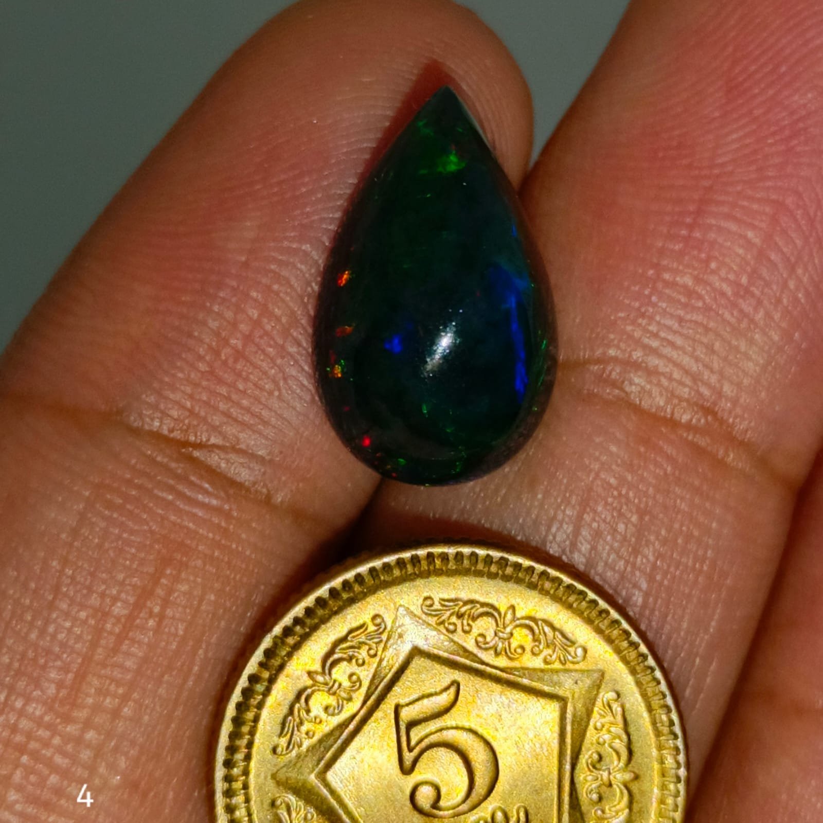 4ct Black Fire Opal - Image 2